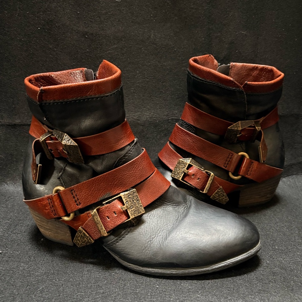 🏷 MJUS | Strappy Leather Steampunk Gothic Low-Calf Boots - 38/7.5, Red/Black